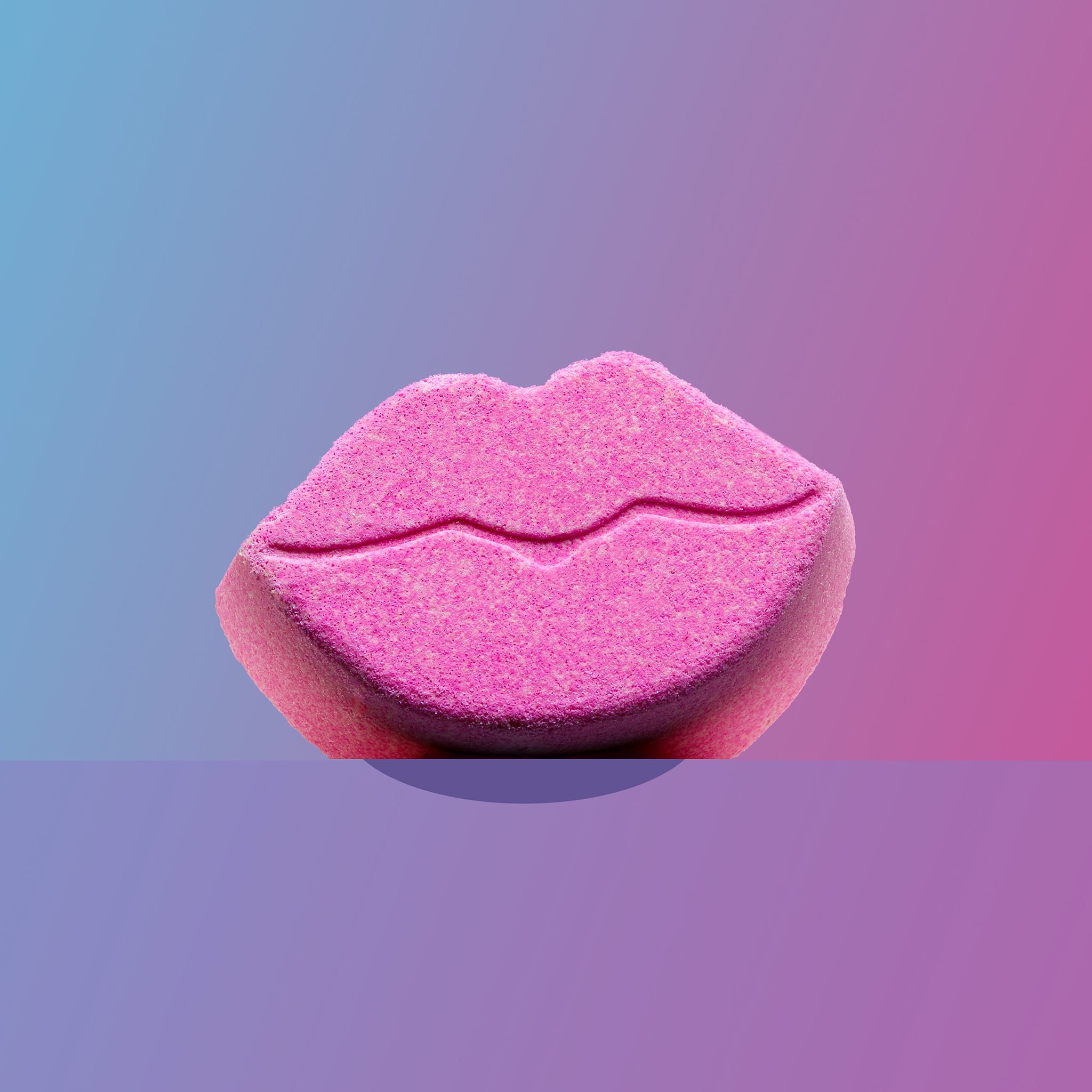 Kiss Me Luxury Bath Bomb + Genuine Diamond
