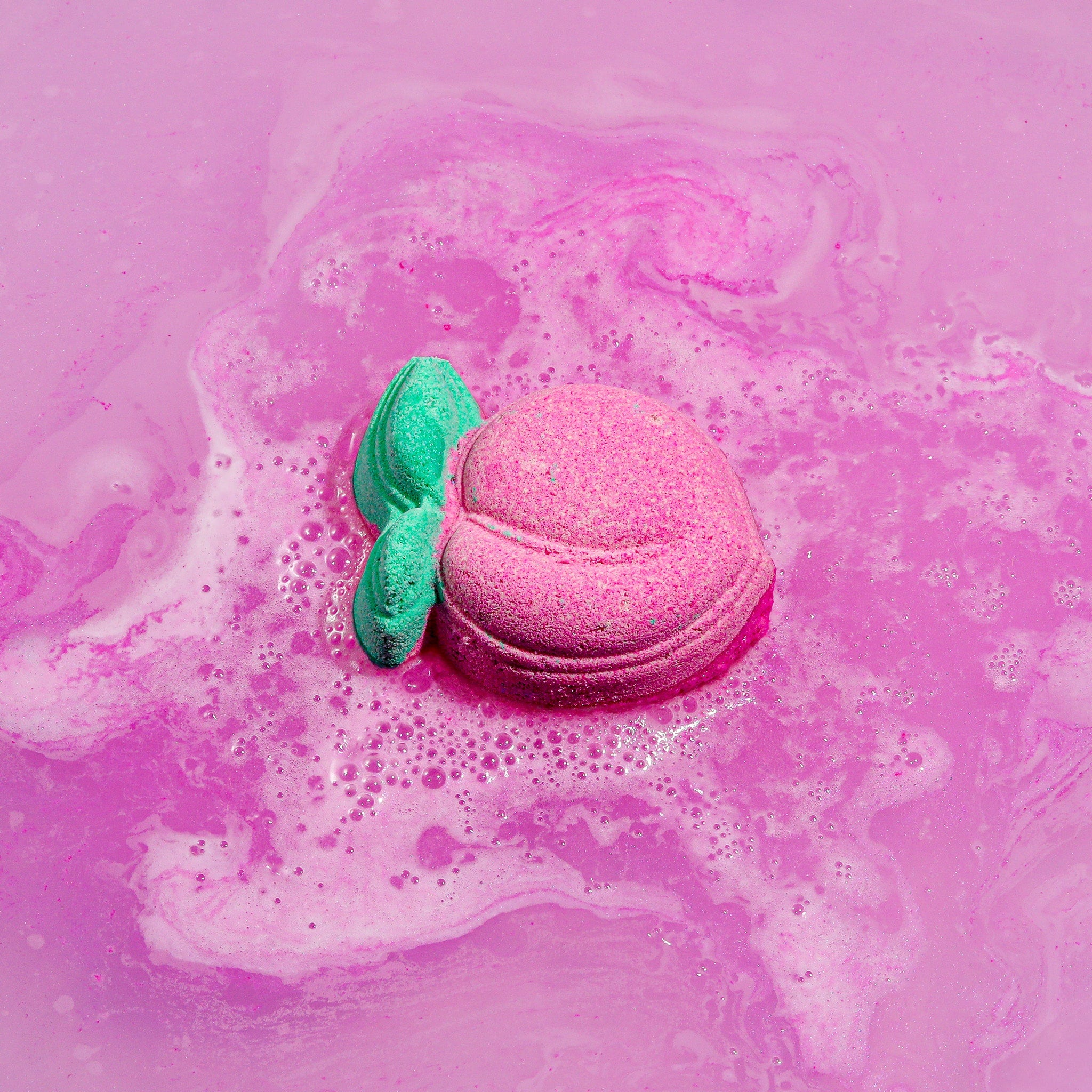 Peach Fuzz Luxury Bath Bomb + Genuine Diamond