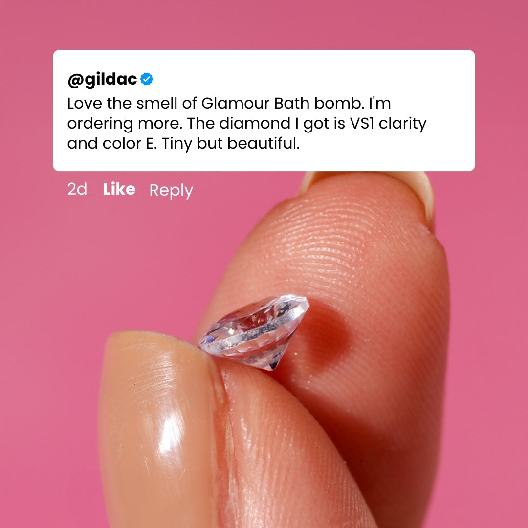 Kiss Me Luxury Bath Bomb + Genuine Diamond