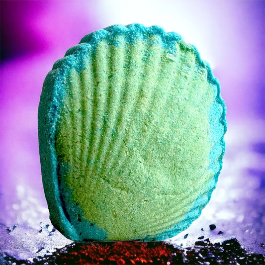 Sea Shell Luxury Bath Bomb + Genuine Diamond