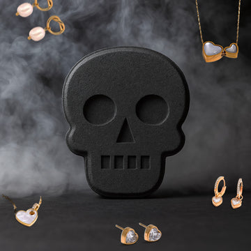 Skull Bath Bomb w/ Surprise 18K Gold-Plated Jewelry Inside