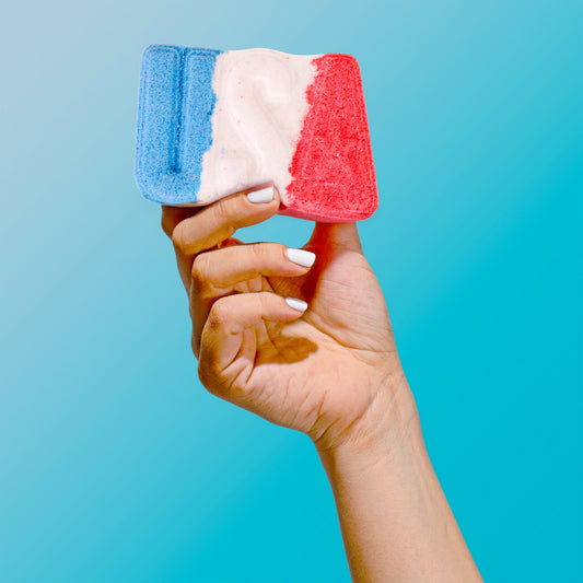 USA Fizz-tastic Luxury Bath Bomb + Genuine Diamond