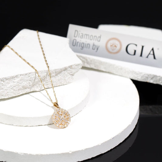Cluster Pendant 30 Diamond