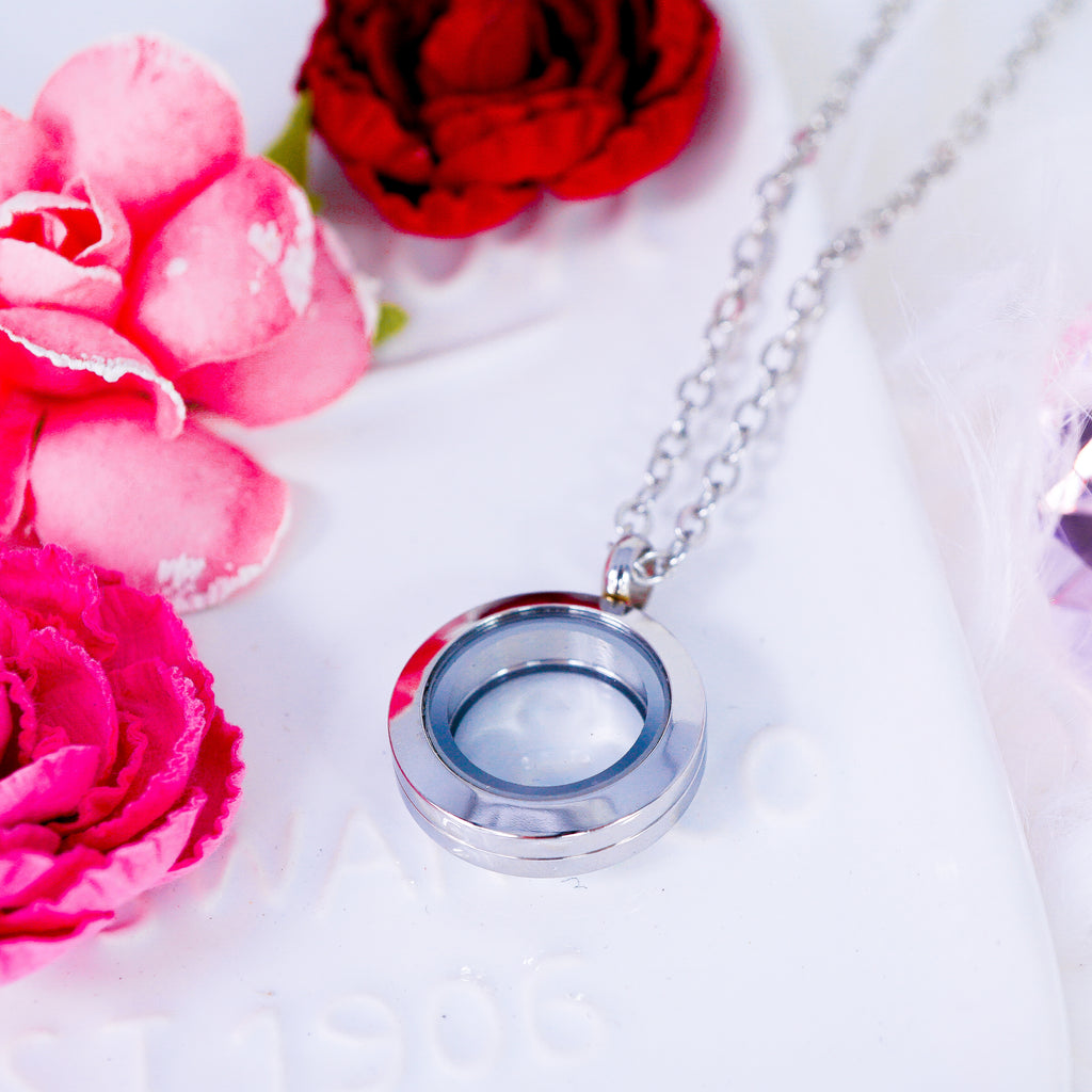 Luxury Locket Necklace | Silver