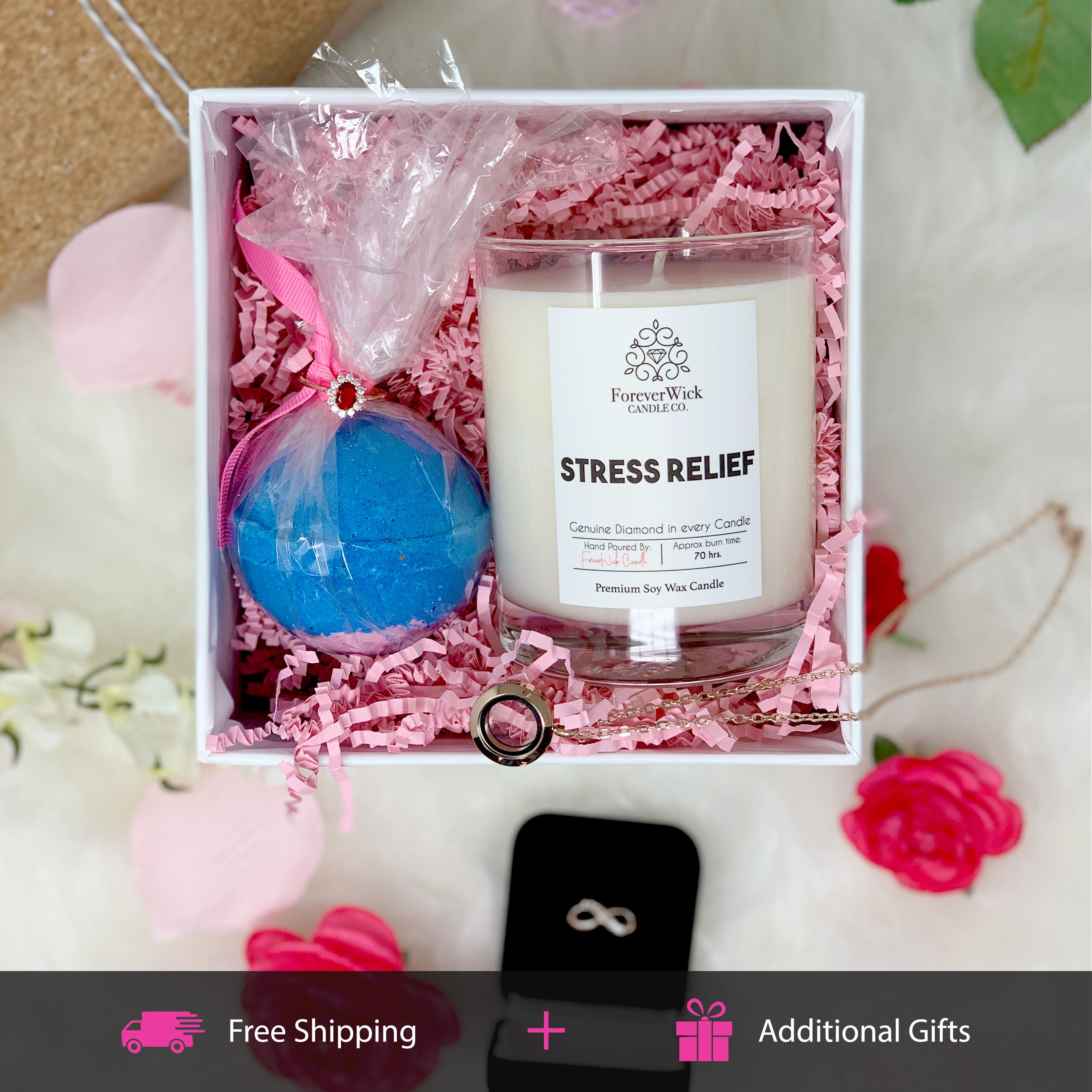 Infinity Box Diamond Candle + Bath Bomb Set